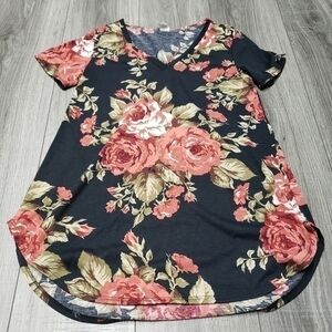 𝅺Boutique shirt‎